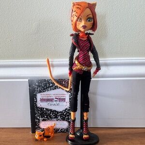 Monster High Toralei 2011 Fist Wave